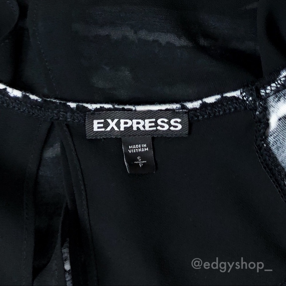 Express | Chiffon Back Watercolor Stripe Top - Picture 4 of 5